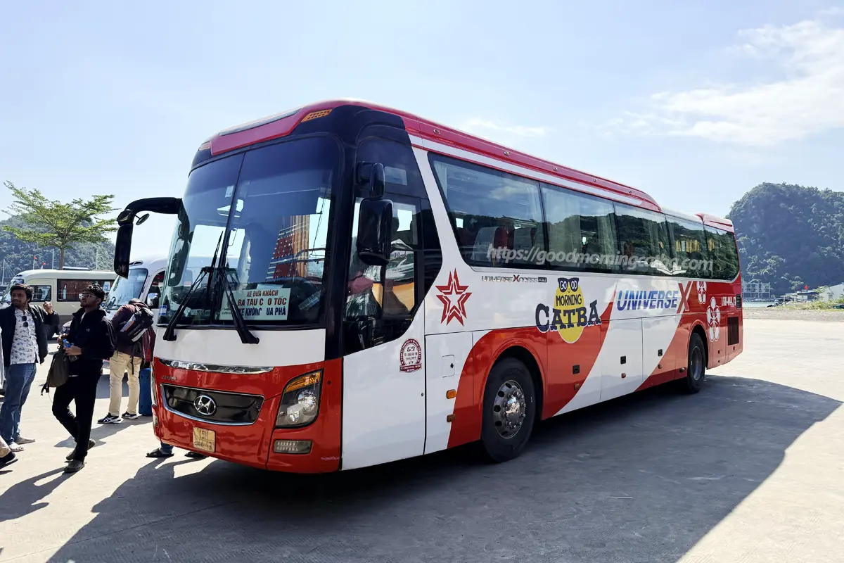Shuttle bus serving the Hanoi to Cat Ba route