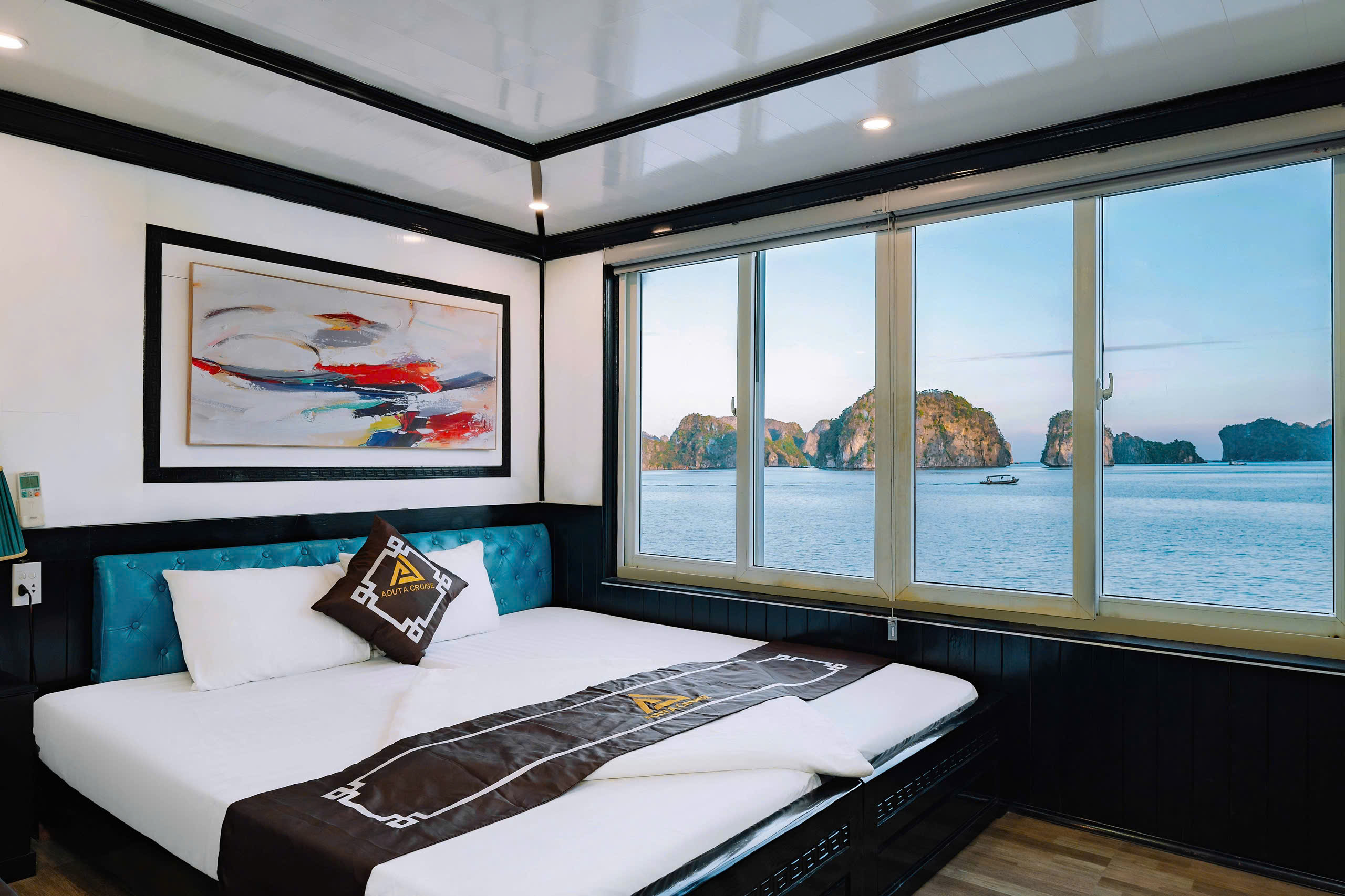 Double cabin with bay views