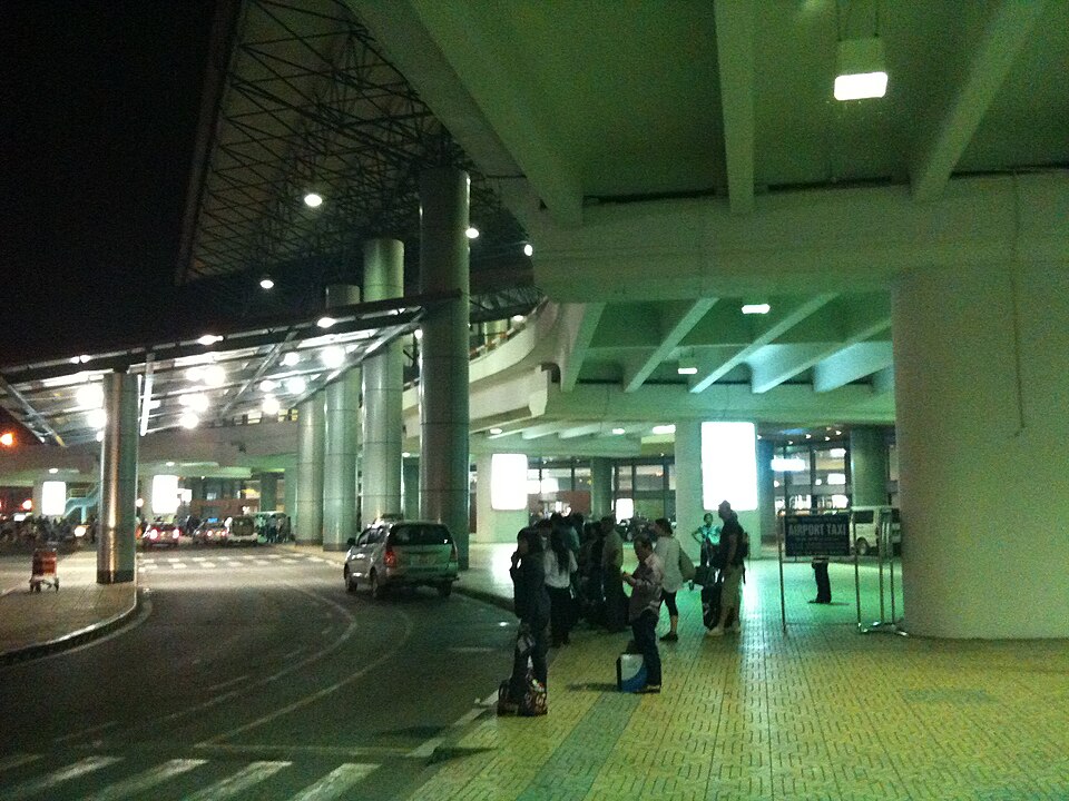 Taxi pickup area at Noi Bai Airport